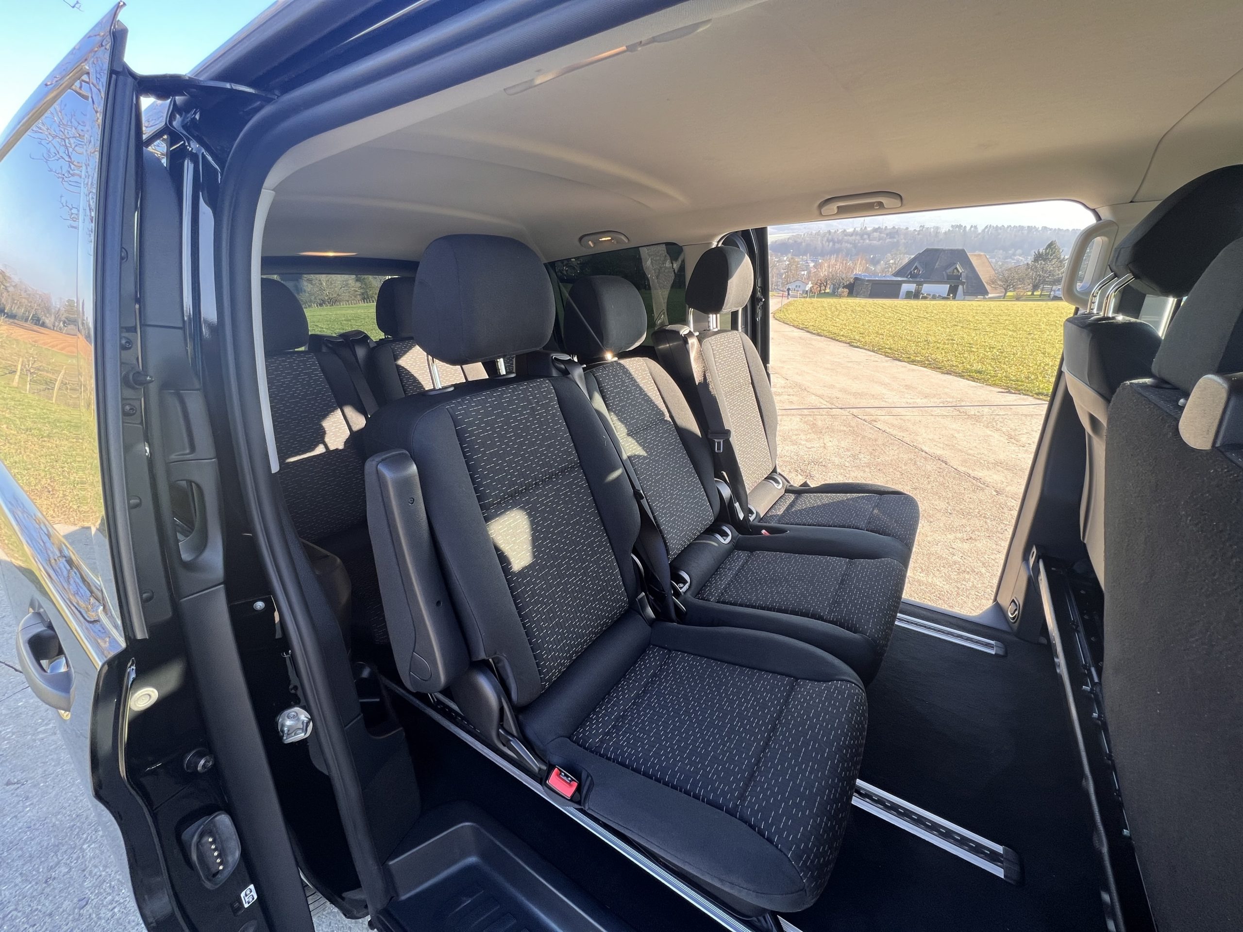 Camionnette Utilitaire Renault Trafic L2H1 — 5 m³